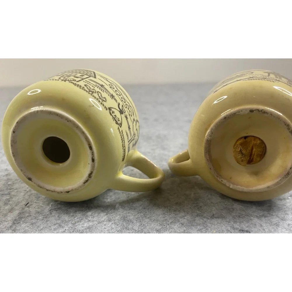 Royal‎ China Bucks County Salt and Pepper Shakers Farmhouse Folk Art Vintage